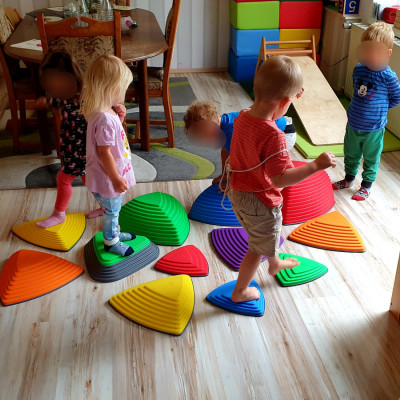 FlusssteineHugelkuppenbounce